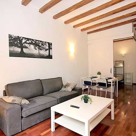 Muntanya - Apartments In Sagrada Familia Barcelona Bagian luar foto