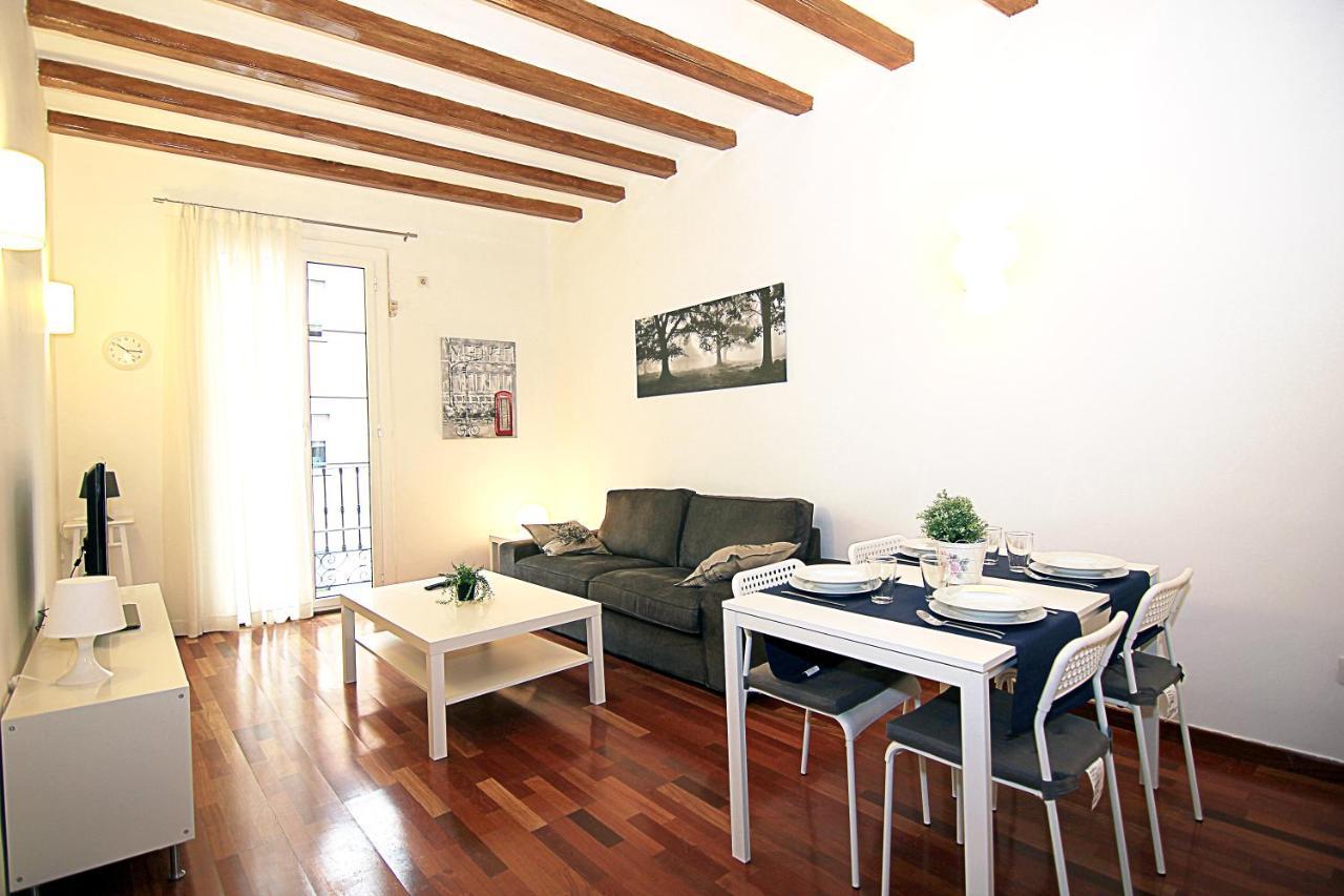 Muntanya - Apartments In Sagrada Familia Barcelona Bagian luar foto
