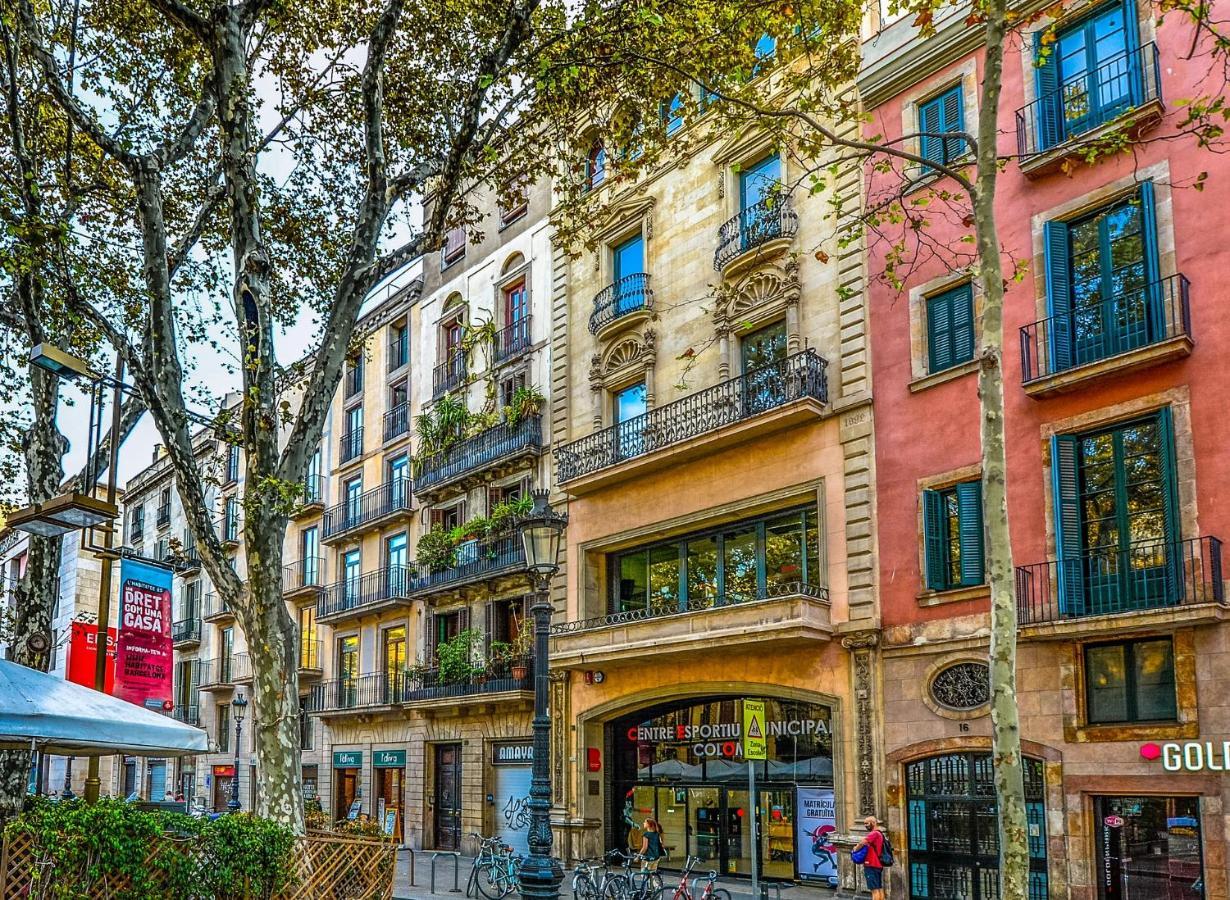 Muntanya - Apartments In Sagrada Familia Barcelona Bagian luar foto