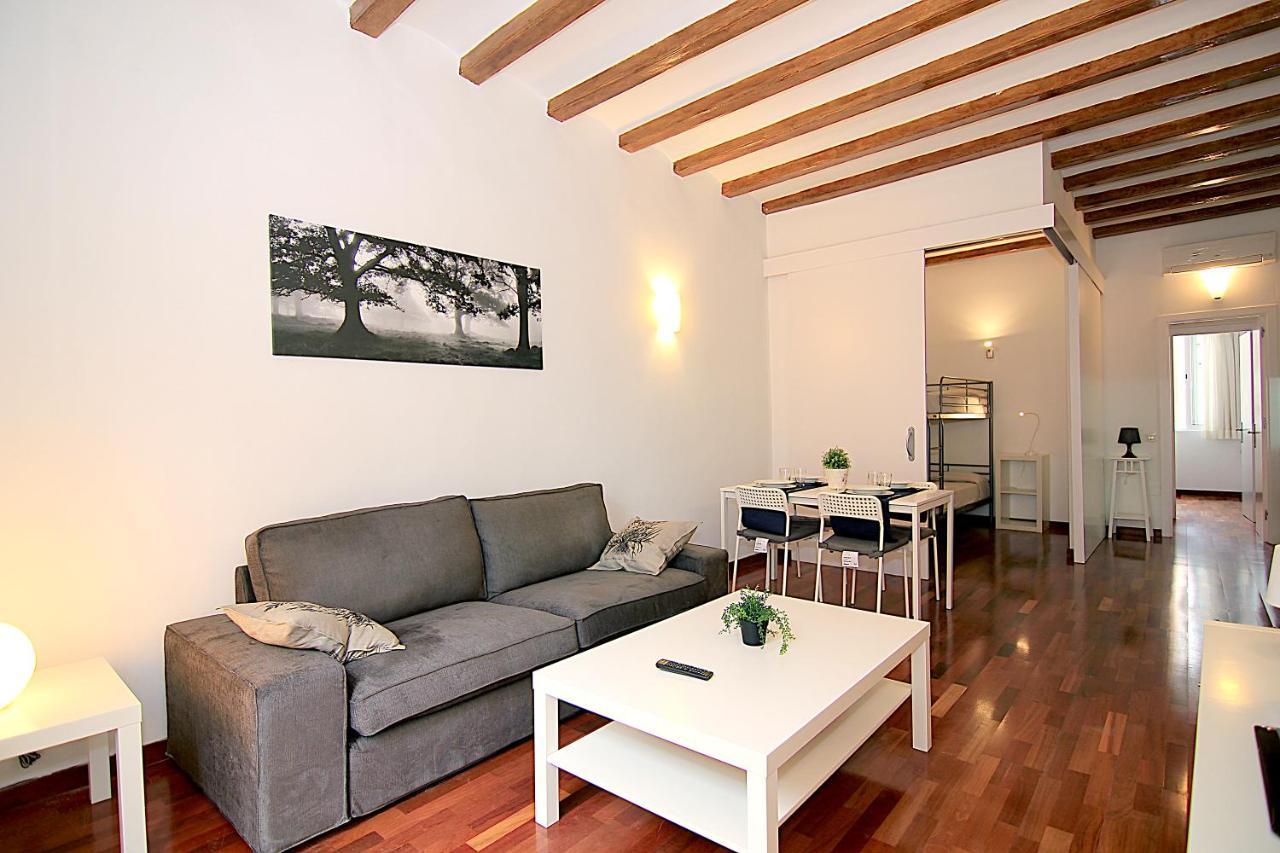 Muntanya - Apartments In Sagrada Familia Barcelona Bagian luar foto