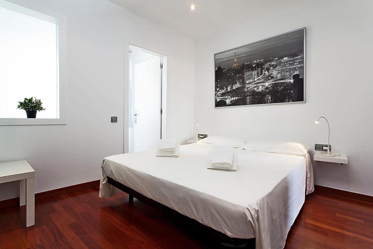 Muntanya - Apartments In Sagrada Familia Barcelona Bagian luar foto