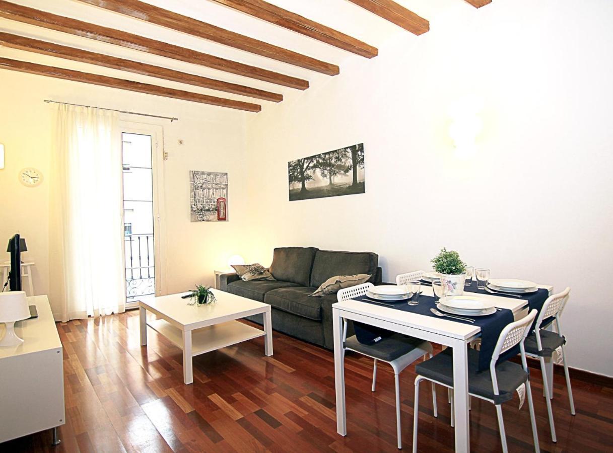 Muntanya - Apartments In Sagrada Familia Barcelona Bagian luar foto